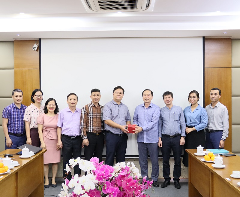 Viện Sinh thái và Bảo vệ công trình làm việc cùng Cơ quan lâm nghiệp Hàn Quốc (KFS) về hợp tác nghiên cứu