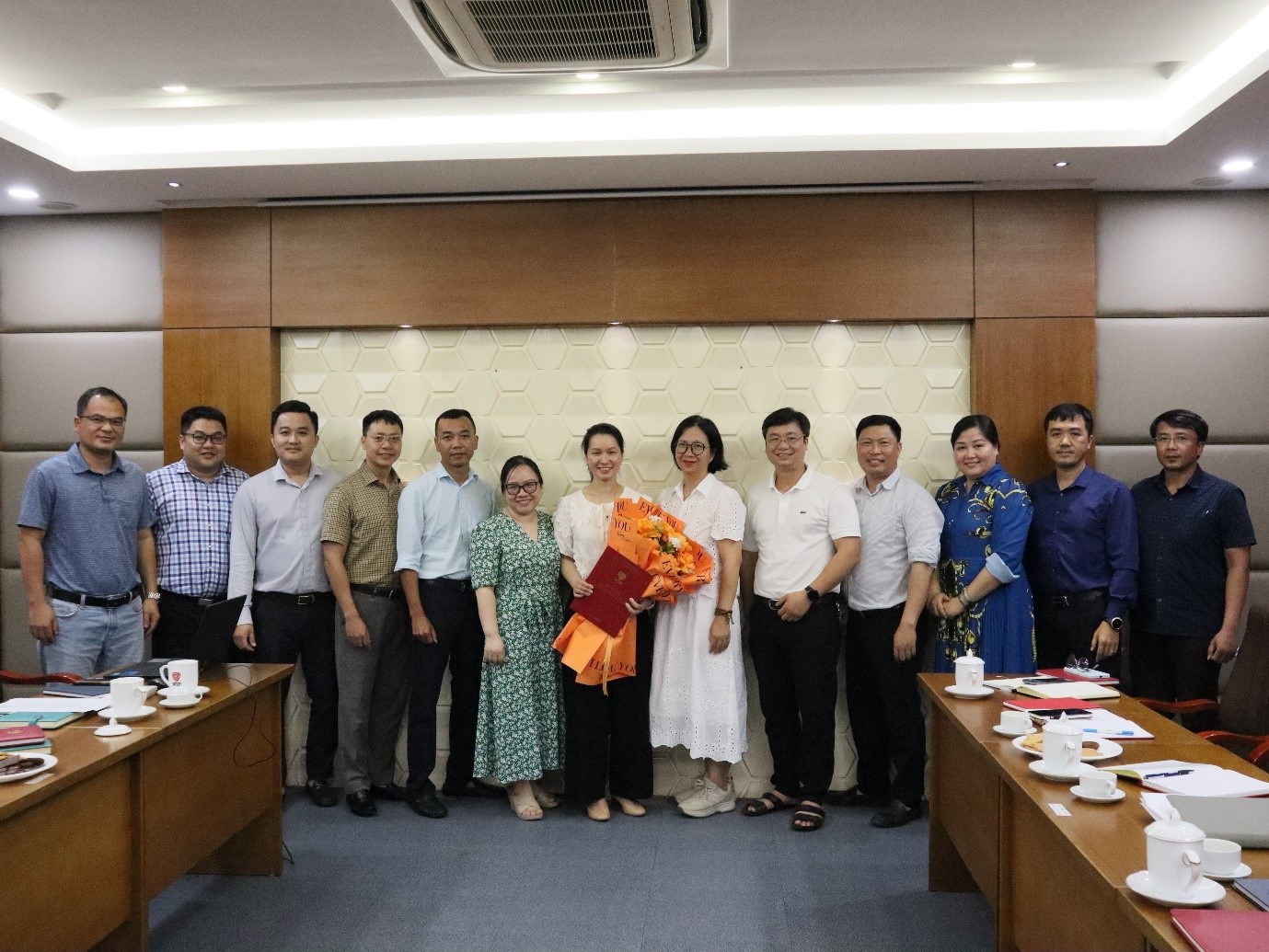 Lễ công bố quyết định bổ nhiệm lại Phó Giám đốc Trung tâm Nghiên cứu phòng trừ mối