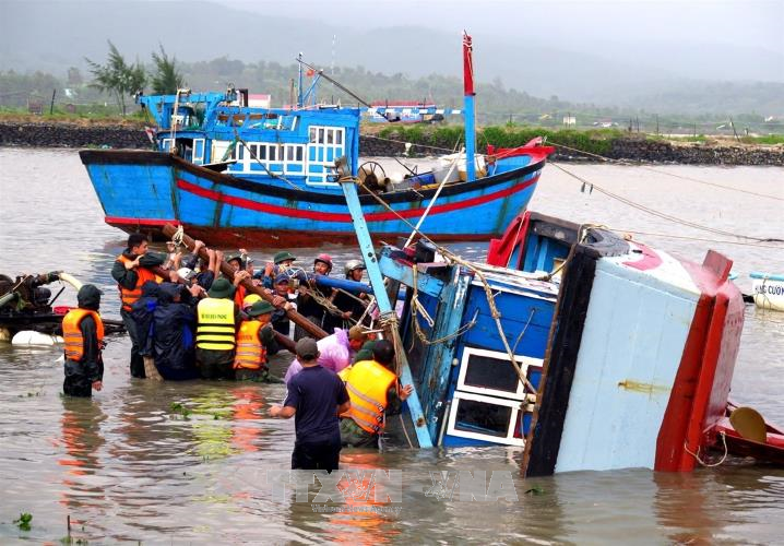 Cần giải pháp hữu hiệu ứng phó với sự 'đỏng đảnh' của thiên tai